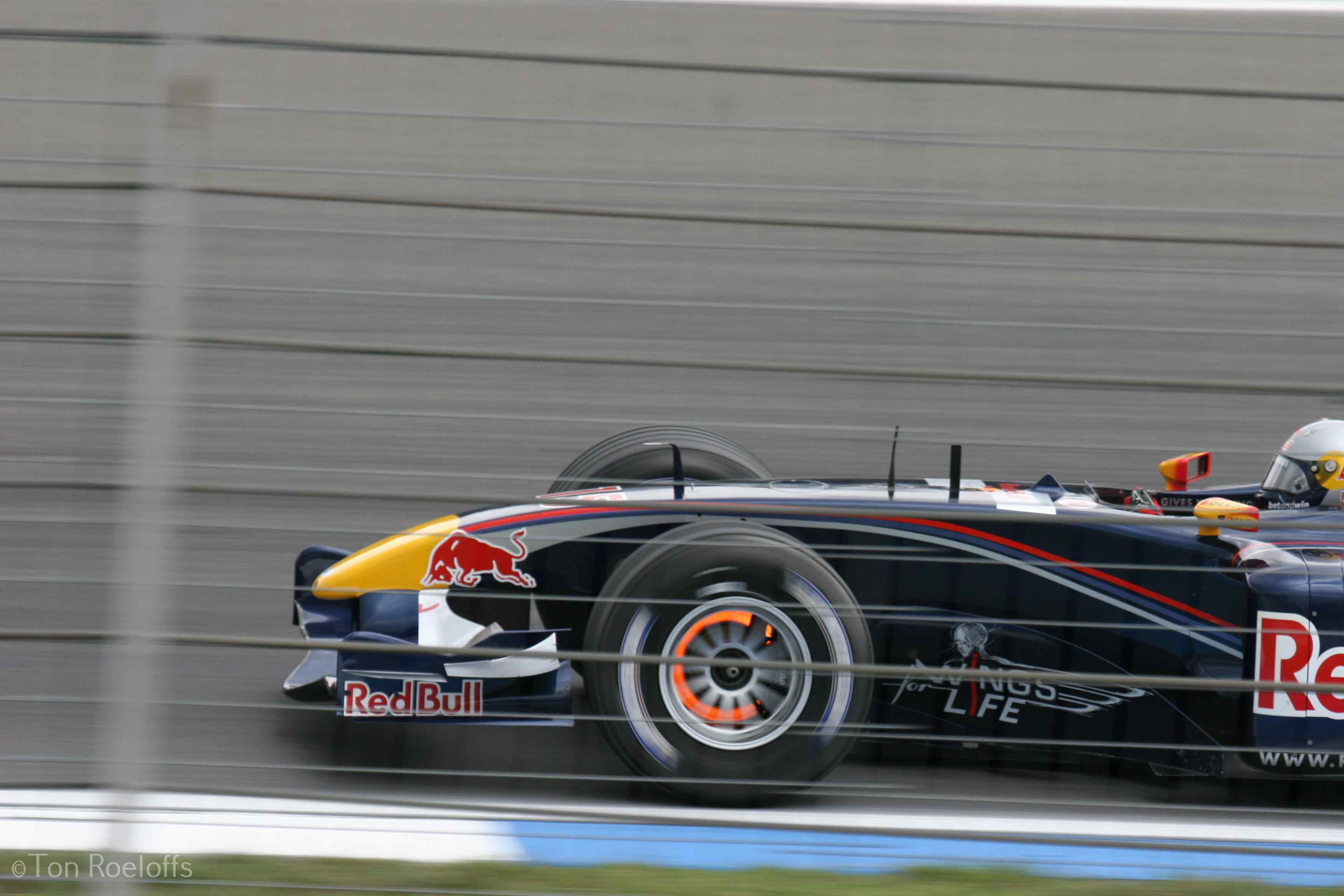 Vettel verremt zich